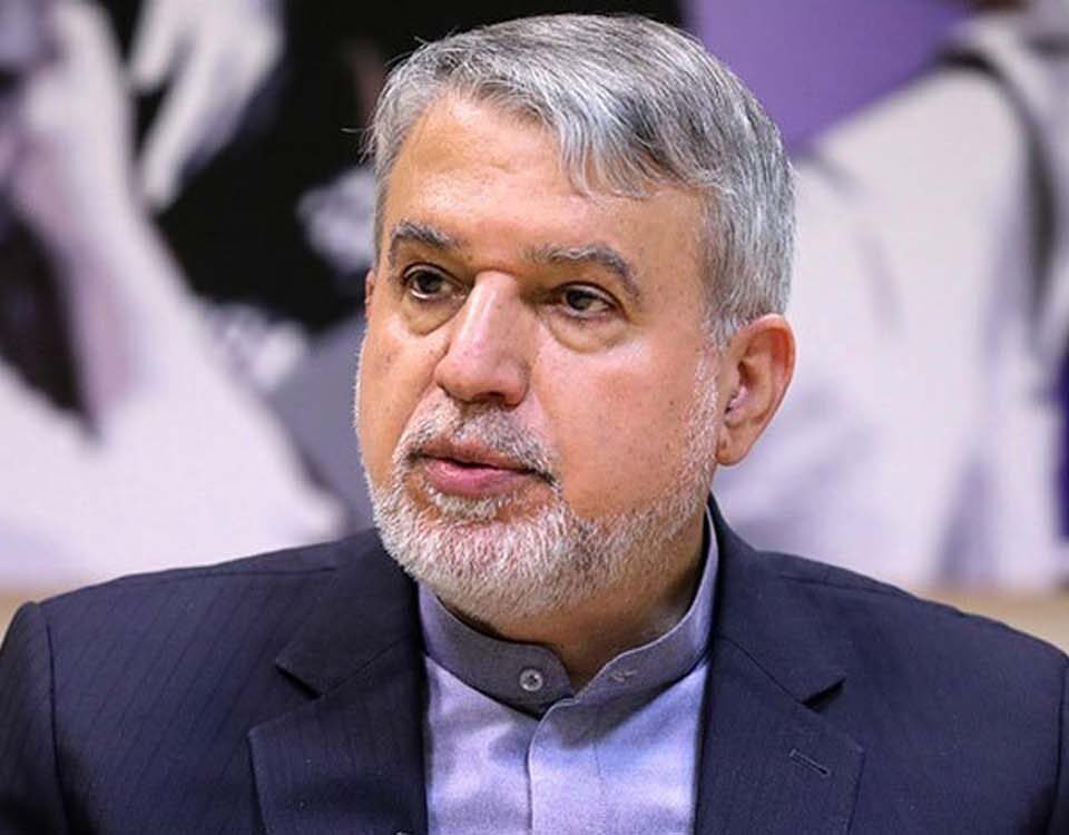 صنایع‌دستی ایران در مسیر جهانی‌شدن؛ تأکید وزیر بر حمایت از هنرمندان و حضور بین‌المللی