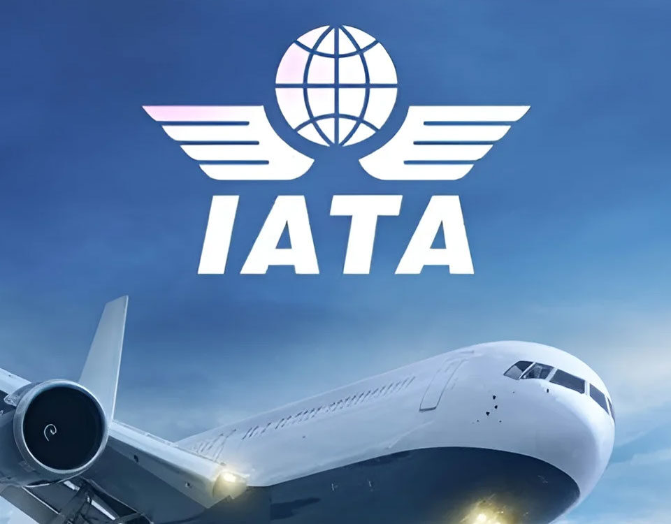 واکنش شدید IATA به پیشنهاد مالیات‌ بستن بر مسافران کلاس تجاری و فرست‌کلاس